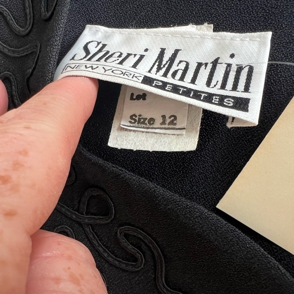 Vintage 90’s Y2KWitchy Goth NWT black maxi dress with embroidery and buttons 12 - Picture 9 of 10